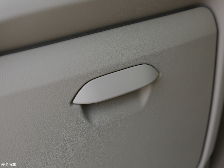 2018YV V 260 L FL V