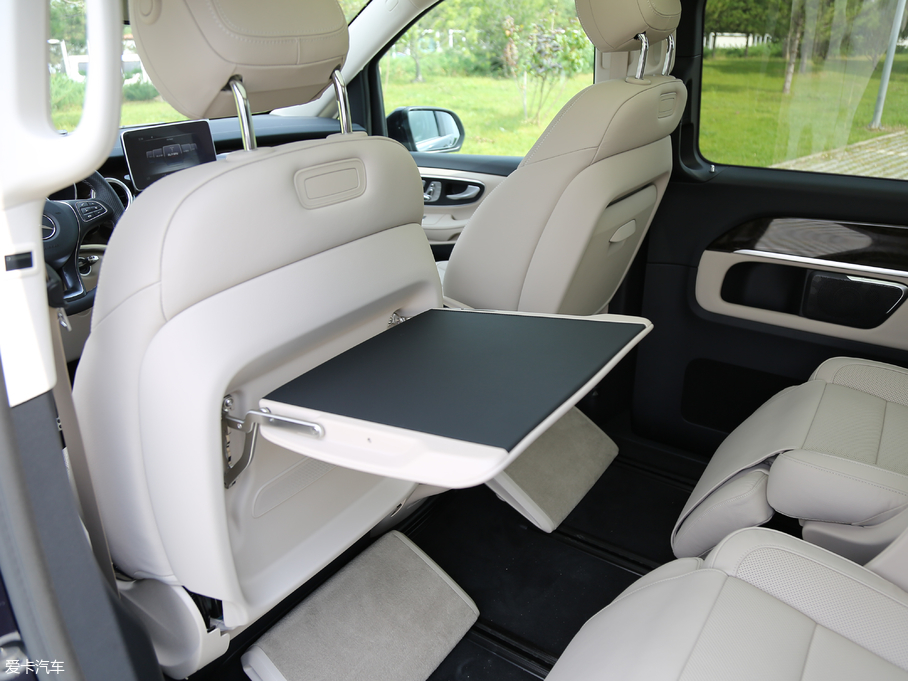 2018YV V 260 L FL V