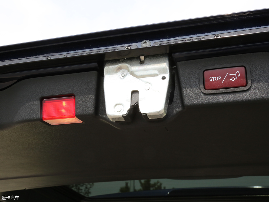 2018��YV��(j��) V 260 L ���F���L(zh��ng)�� ��(gu��)V