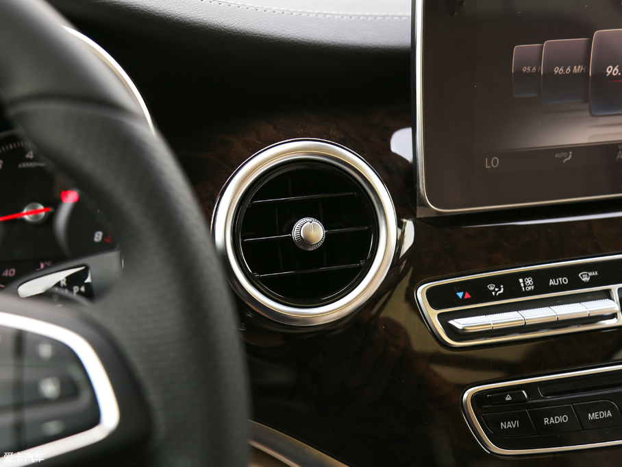 2018YV V 260 L FL V