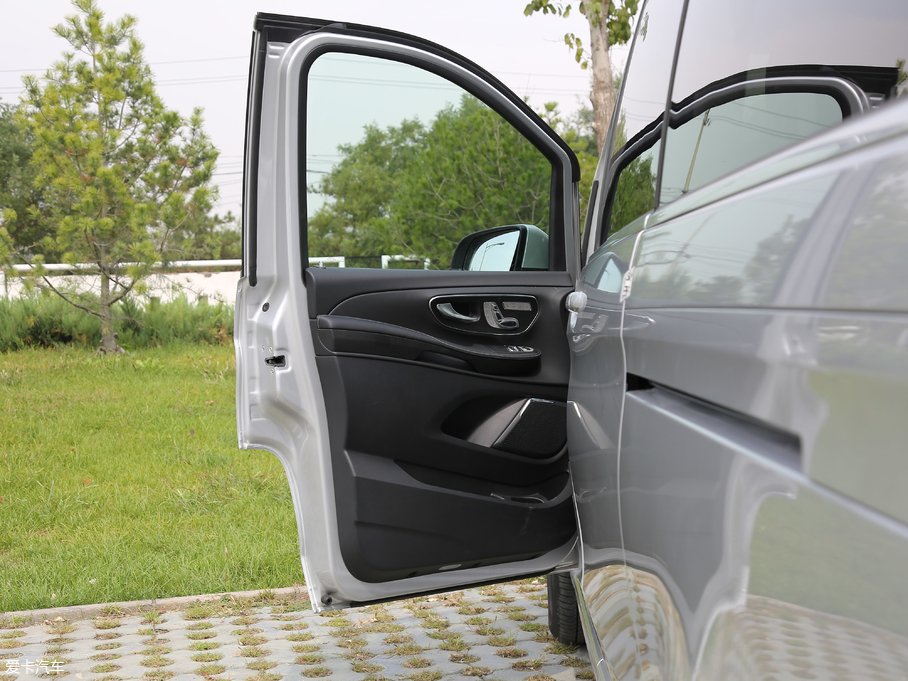 2018YV V 260 L FL V