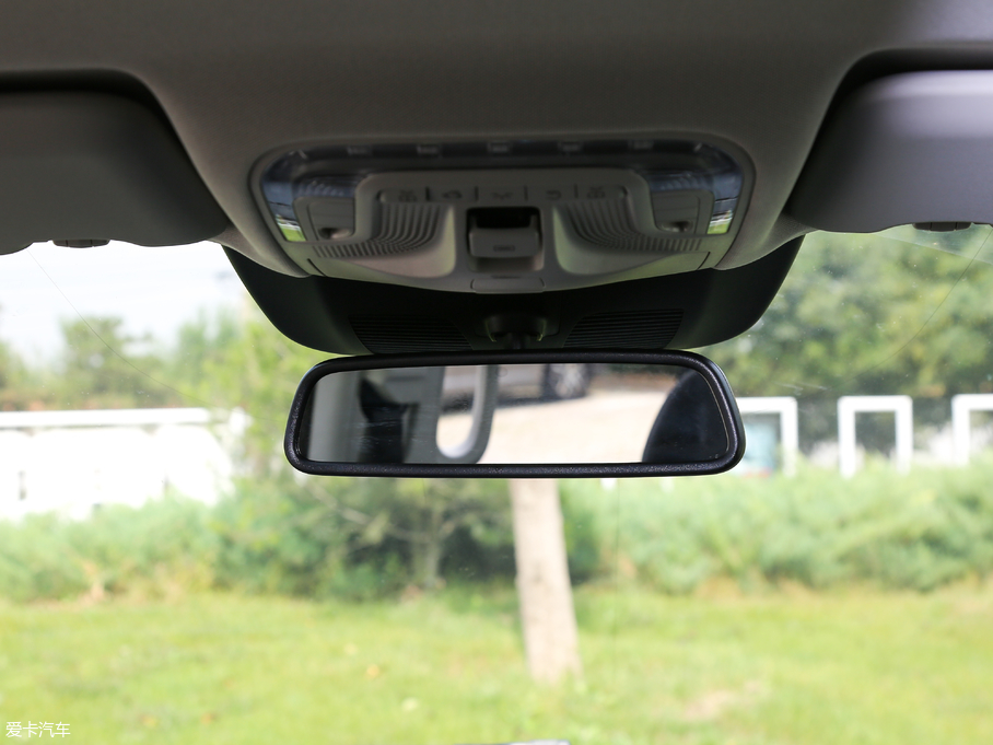 2018YV V 260 L FL V