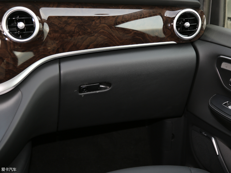 2018YV V 260 L FL V