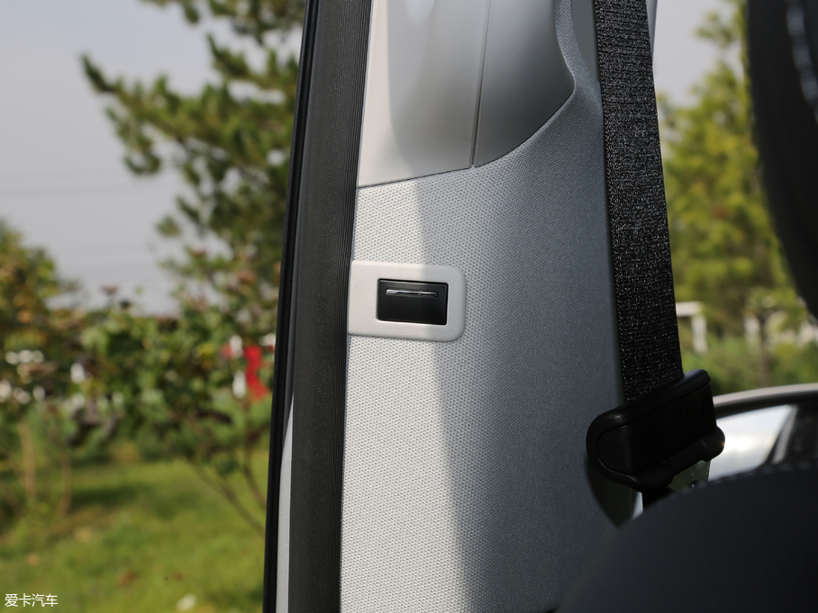 2018YV V 260 L FL V