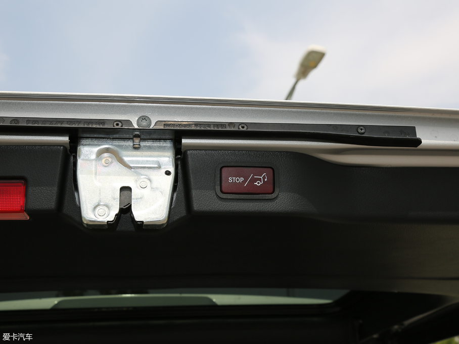 2018YV(j) V 260 L FL(zhng) (gu)V