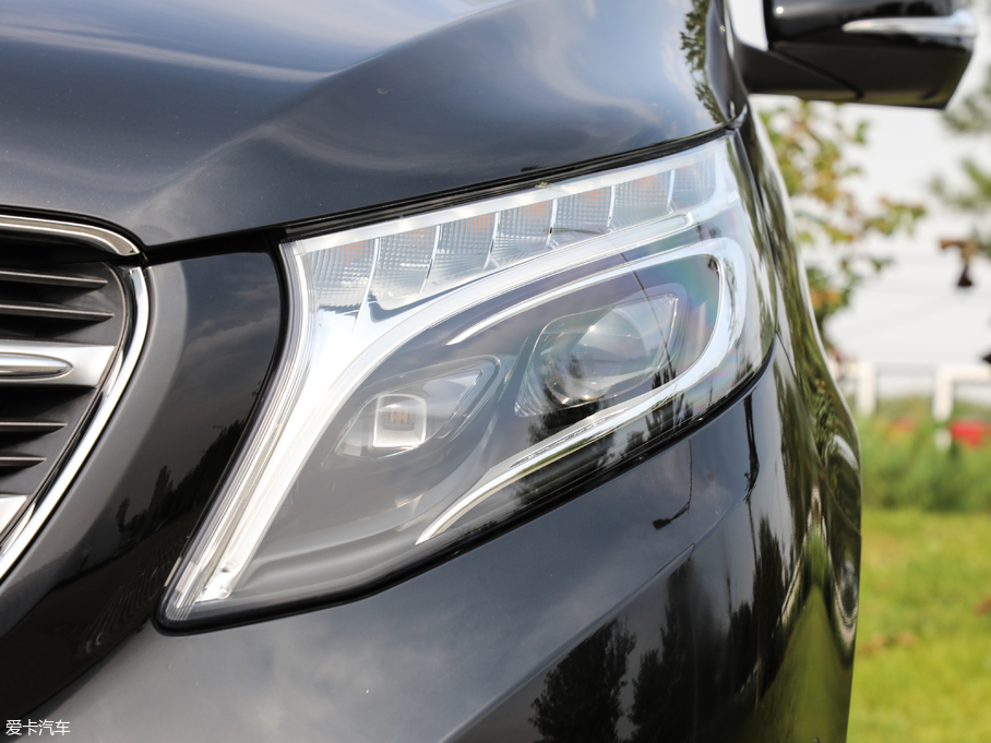 2018YV V 260 L FL V