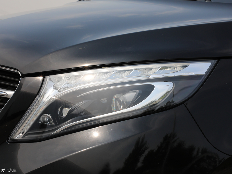 2018YV V 260 L FL V