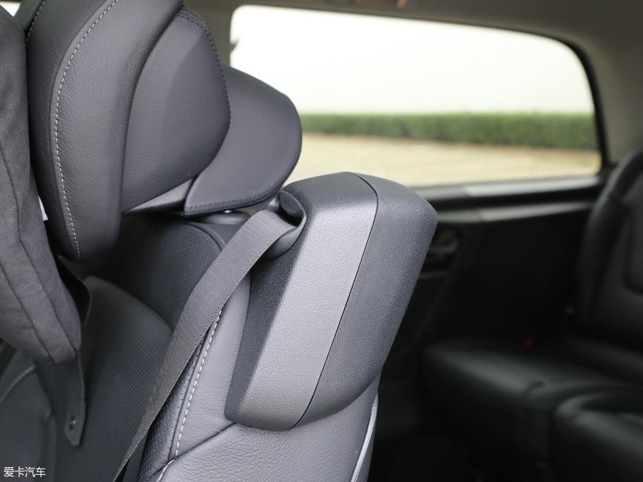 2018YV V 260 L FL V