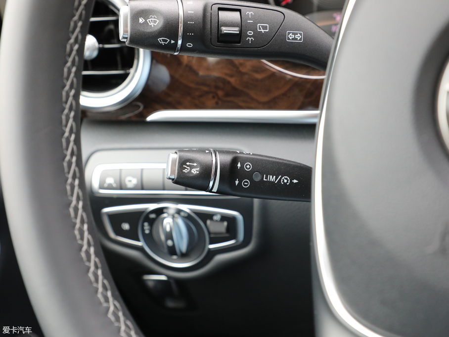 2018YV V 260 L FL V