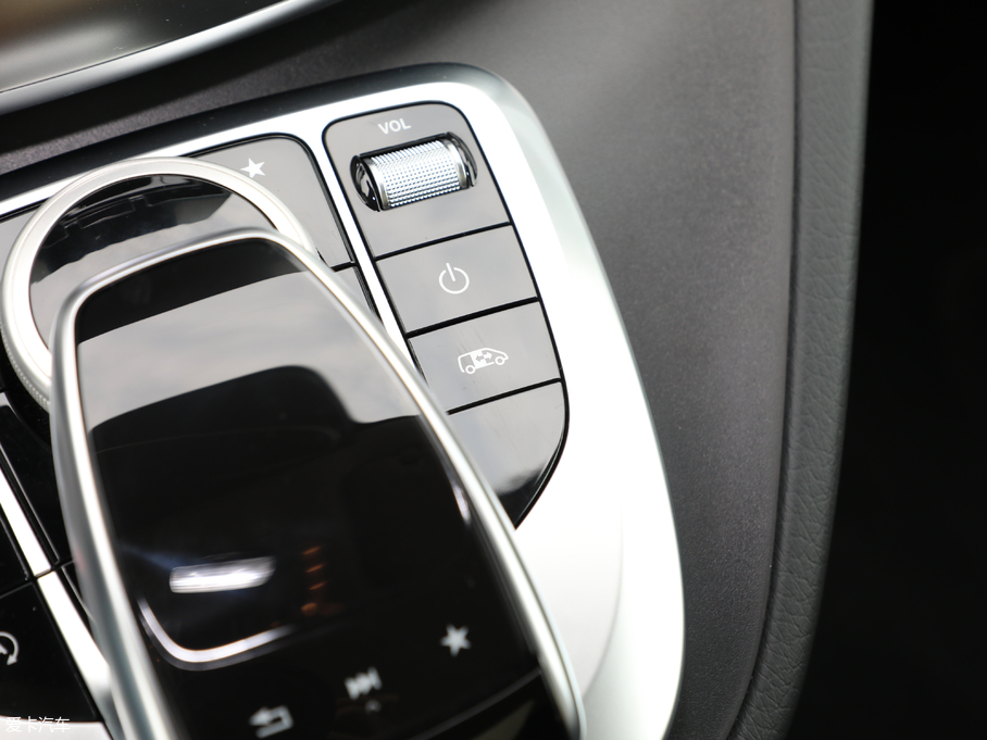 2018YV V 260 L FL V