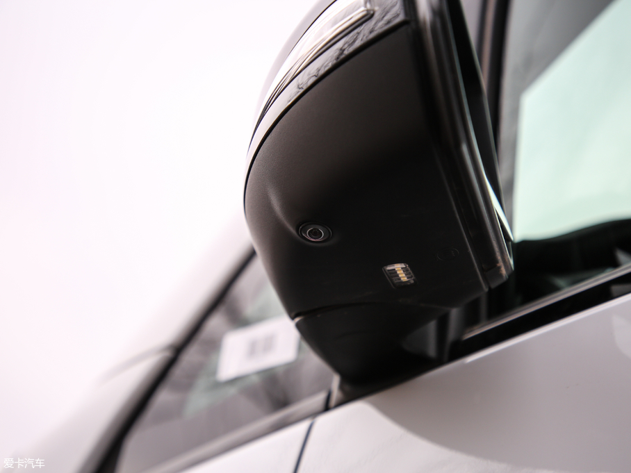 2018YV(j) V 260 AMG \(yn)(dng) (gu)V