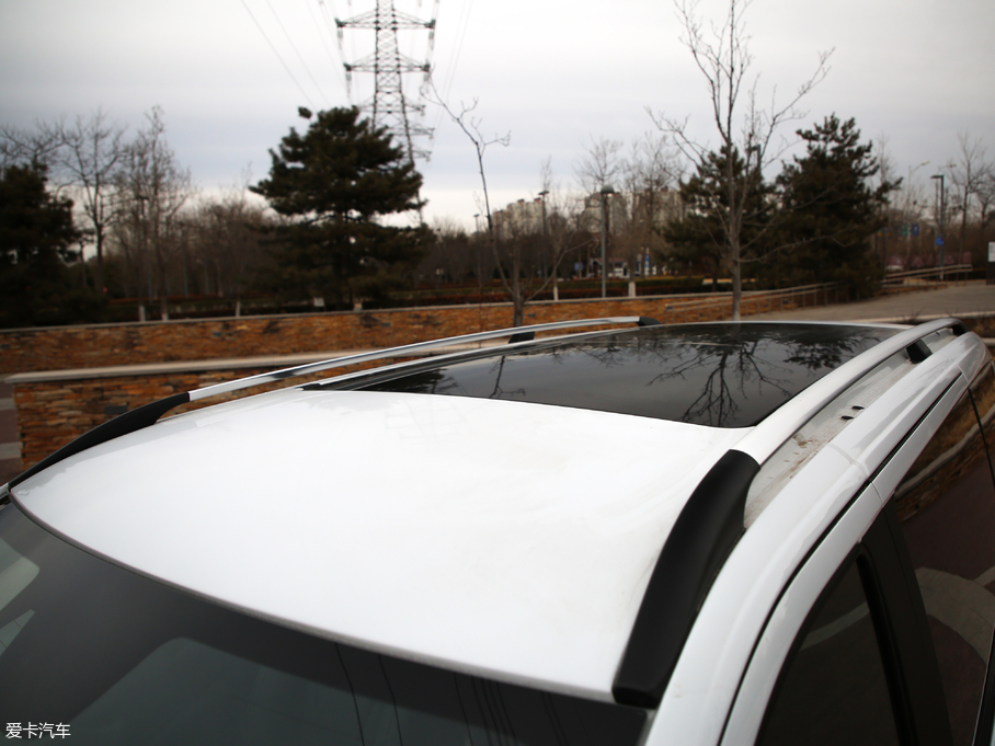 2018��YV�� V 260 AMG �\�Ӱ� ��V