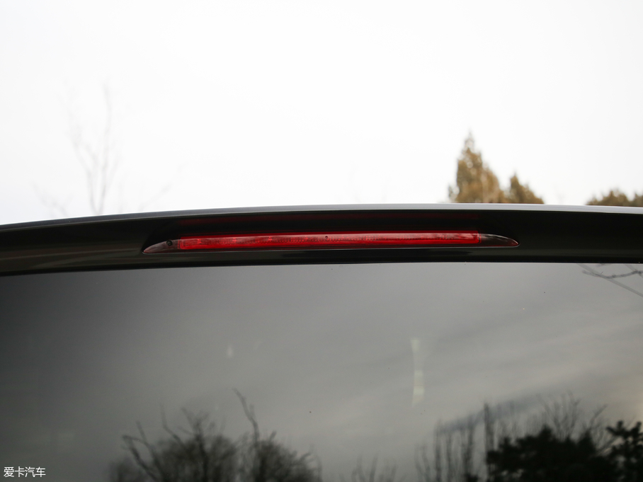 2018��YV��(j��) V 260 AMG �\(y��n)��(d��ng)�� ��(gu��)V