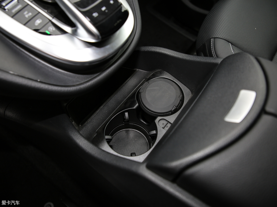 2018YV V 260 AMG \(yn)Ӱ V