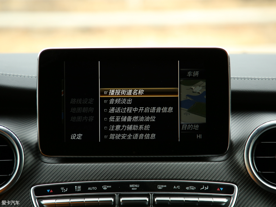 2018��YV�� V 260 AMG �\�Ӱ� ��V