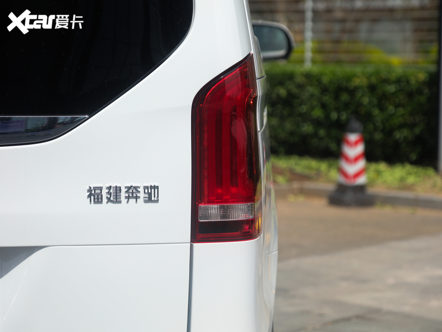 2018��YV�� V 260 ���F�� ��VI