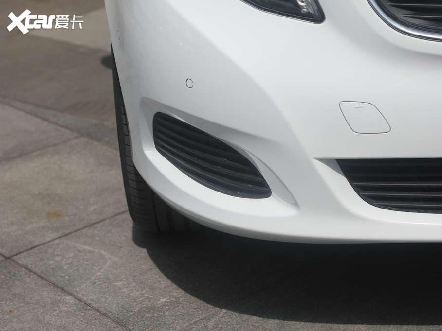 2018YV V 260 F VI