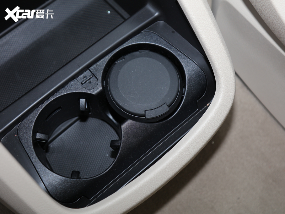 2018YV V 260 F VI