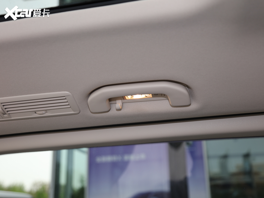 2018YV V 260 F VI