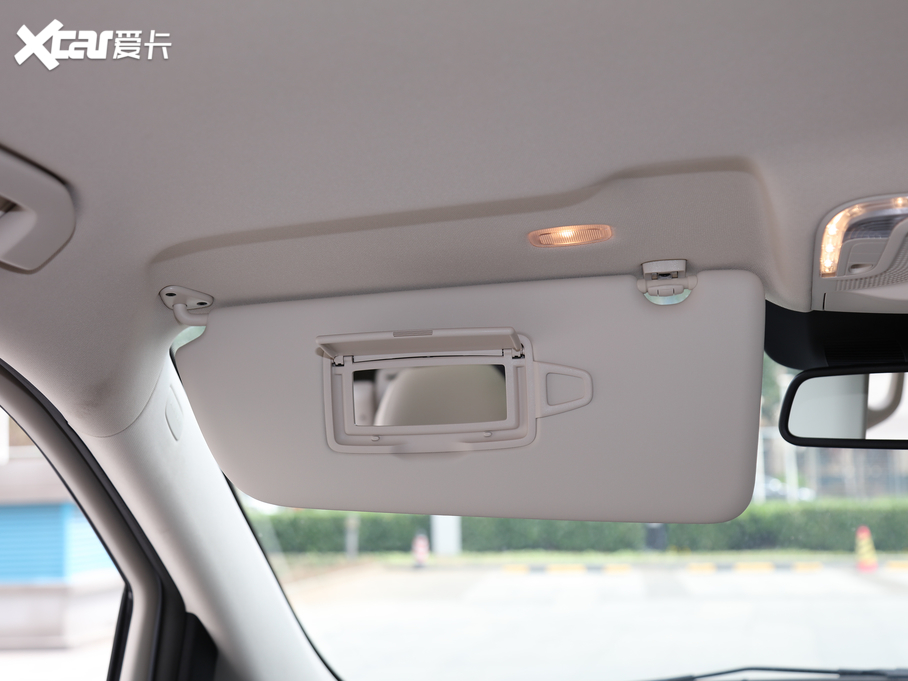 2018YV V 260 F VI