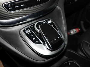 2018V 260 AMG \Ӱ V п؅^