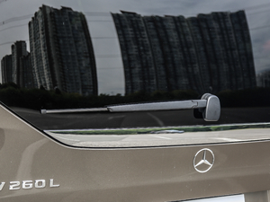 2018V 260 L FL V (x)(ji)^