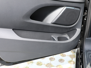 2018V 260 L FL(zhng) (gu)V ǰT(mn)(ch)g