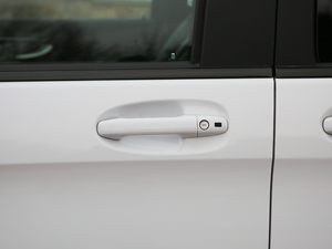 2018V 260 AMG \Ӱ V {T