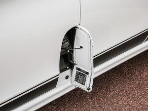 2018V 260 AMG \Ӱ V w