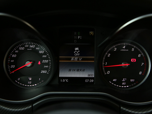 2018V 260 AMG \Ӱ V п؅^