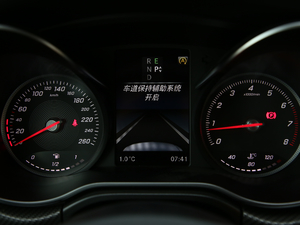 2018V 260 AMG \Ӱ V п؅^