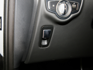 2018V 260 AMG \Ӱ V v܇Ƅ