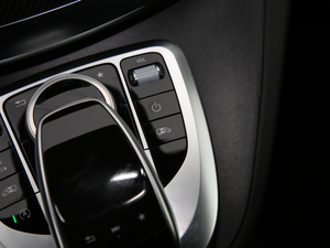 2018V 260 AMG \Ӱ V п؅^