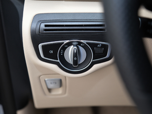 2018V 260 F VI п؅^