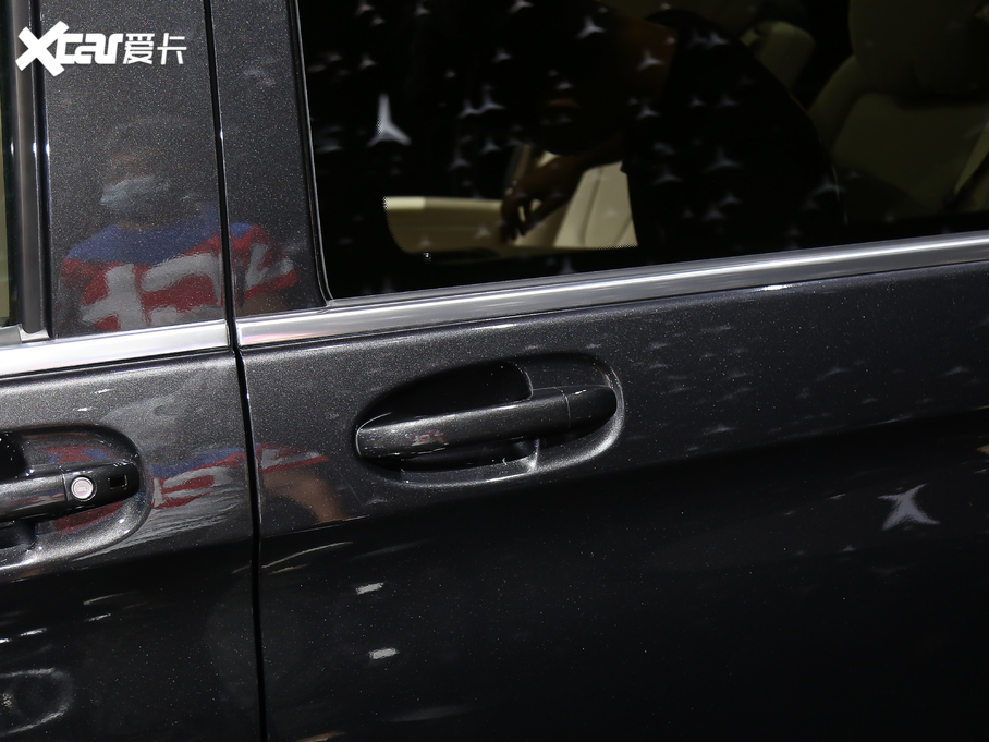 2020YV V 260 L LSA