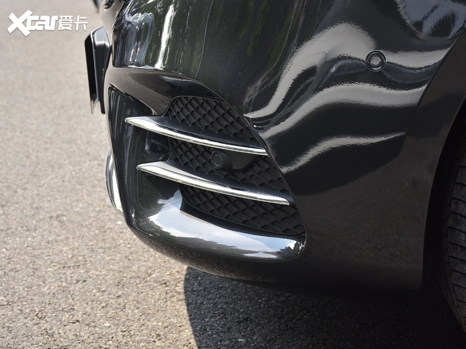 2020YV V 260 L LSA