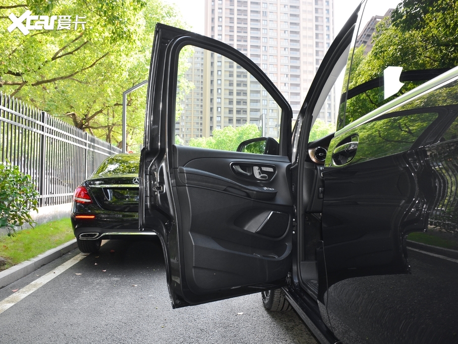 2020YV(j) V 260 L LSA