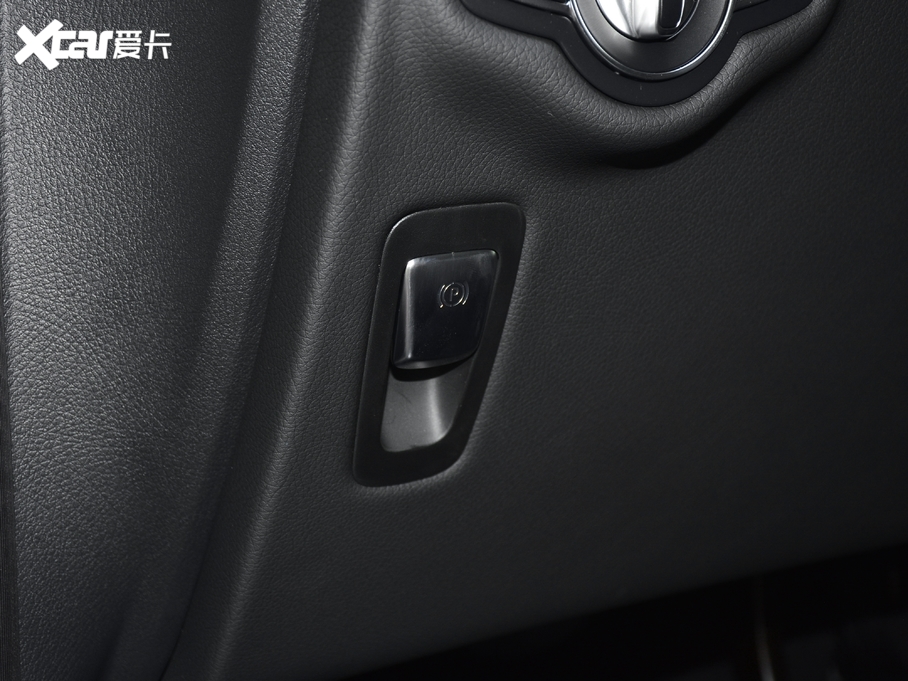 2020YV V 260 L LSA