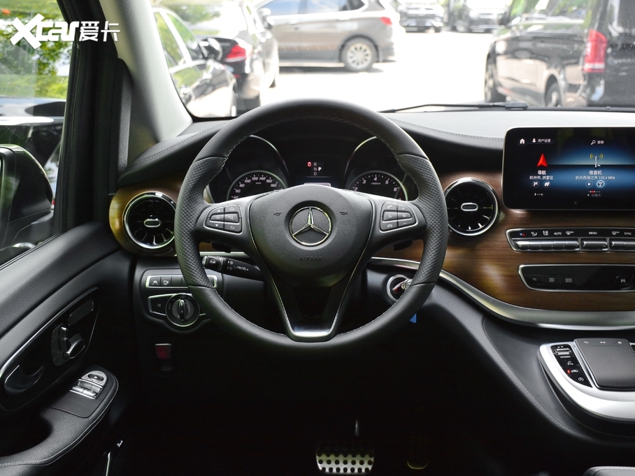 2020YV V 260 L LSA