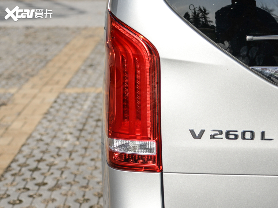 2020��YV�� V 260 L �L�S����A��