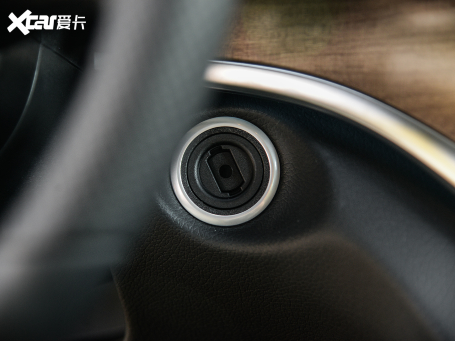 2020YV V 260 L LSA