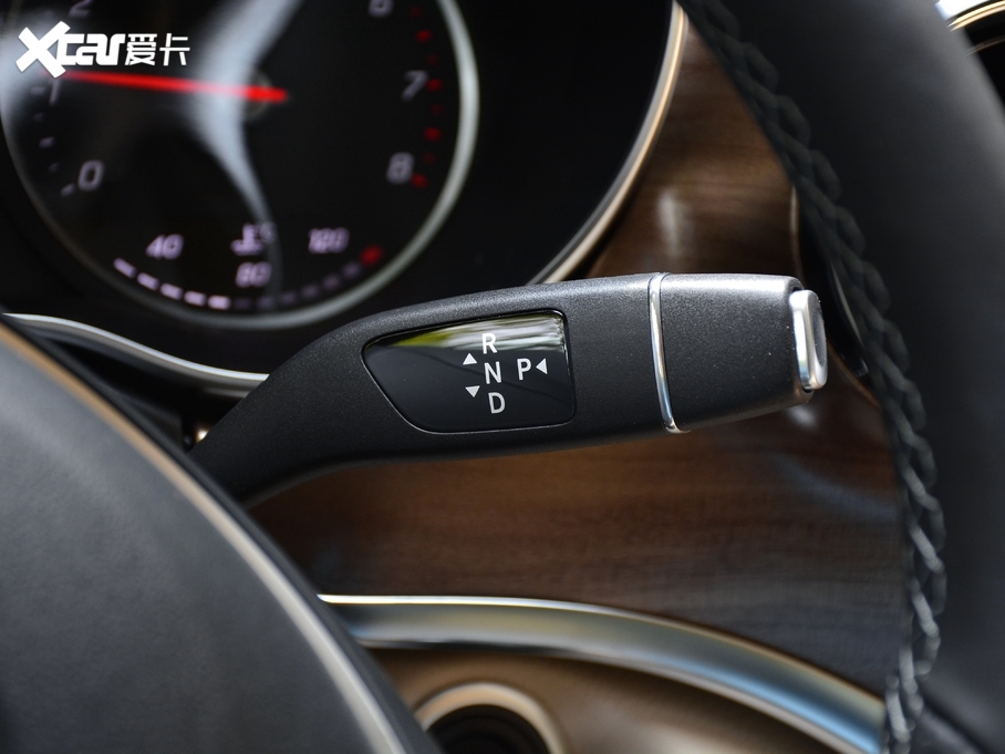 2020YV(j) V 260 F