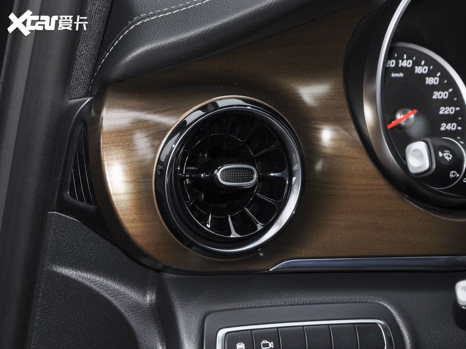 2021YV V 260 L LSF