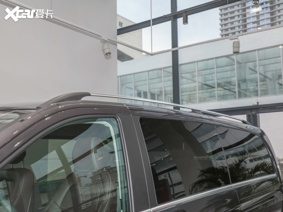 2021YV V 260 L LSA