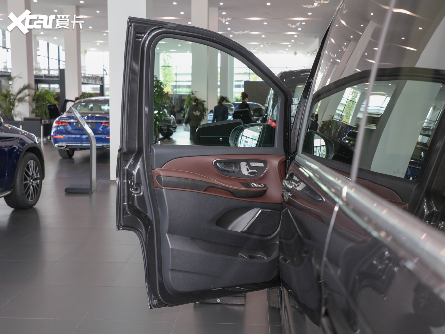 2021YV V 260 L LSA