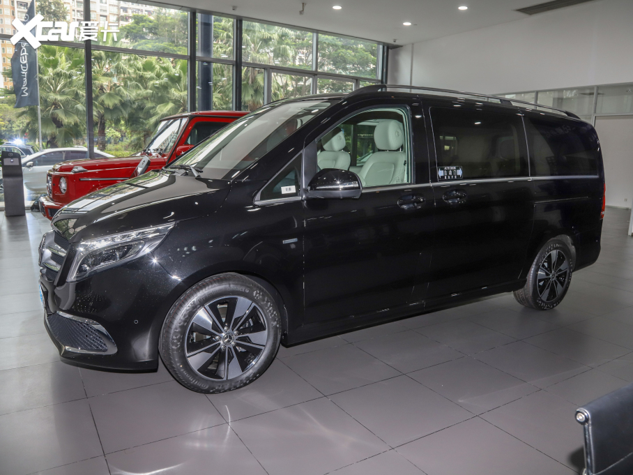 2021YV(j) V 260 F