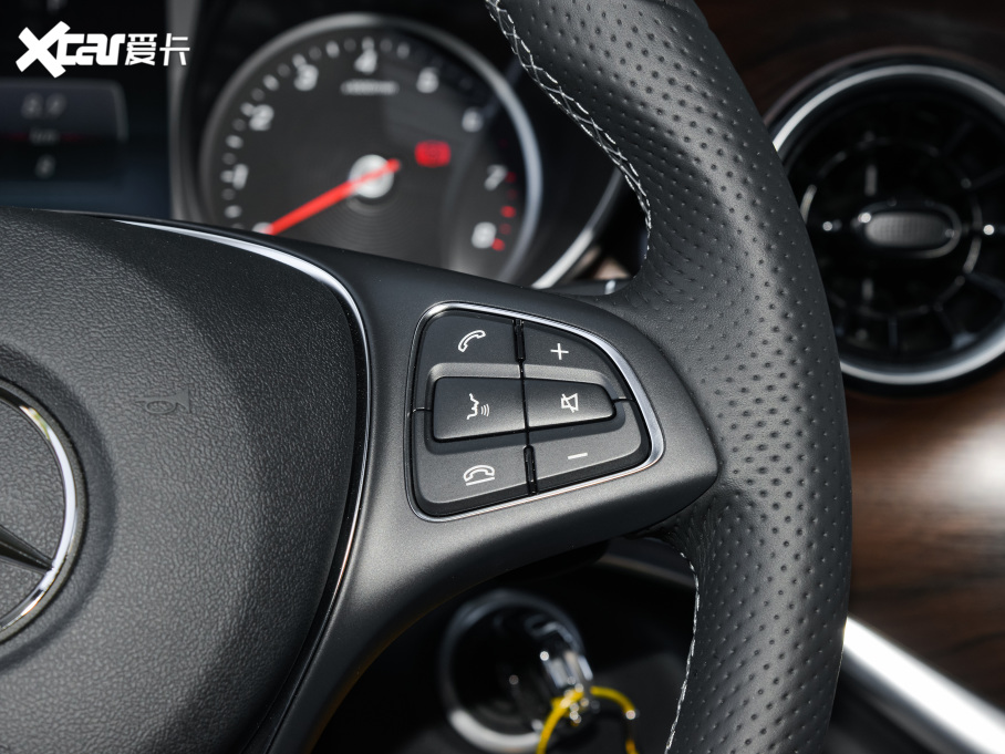 2021YV V 260 I(lng)