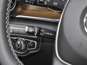 2021V 260 L LSF п؅^