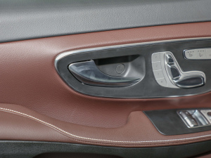 2021V 260 L LSA п؅^(q)