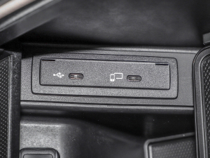 2021V 260 F п؅^(q)